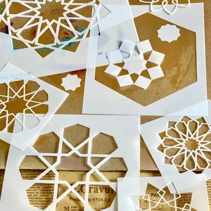 イスラム幾何学ステンシル キット (デザイン 6 点 + 六角形ボーダー 1 点 + 小さな星各種)