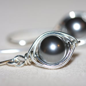 Sterling silver pearl earrings