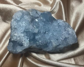 Cristal de celestita en bruto de Madagascar: piedra curativa azul natural (1,6 kg)