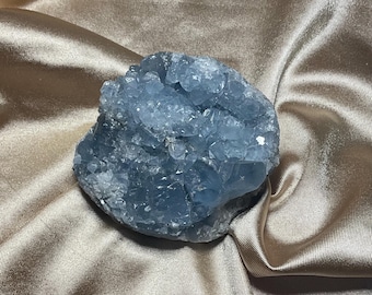 Cristal de celestita en bruto de Madagascar: piedra curativa azul natural (500 g)