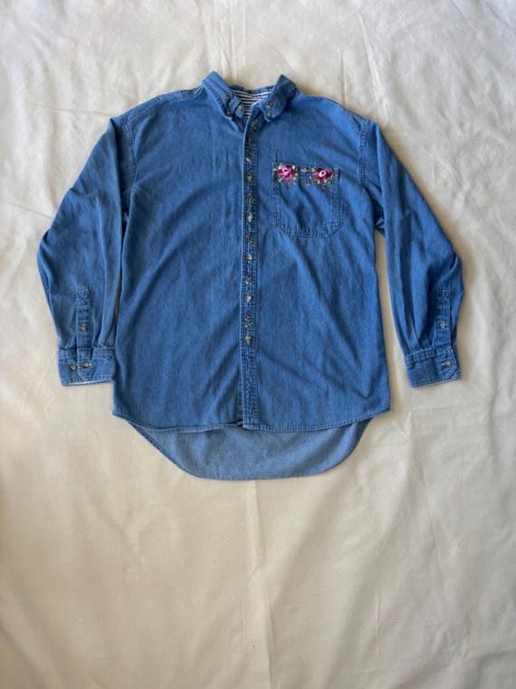 Vintage 90s Hand-Painted Floral Denim Shirt – Cottagecore Boho Rose Pocket Button-Up