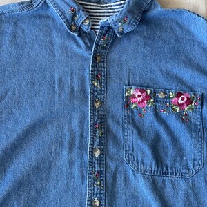 Vintage 90s Hand-Painted Floral Denim Shirt – Cottagecore Boho Rose Pocket Button-Up image 3