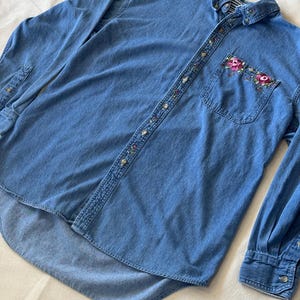 Vintage 90s Hand-Painted Floral Denim Shirt – Cottagecore Boho Rose Pocket Button-Up image 2