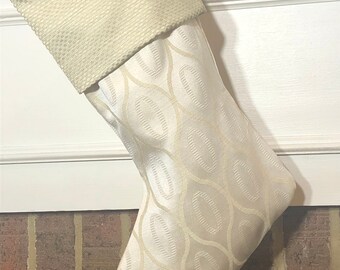 One (1) silky gold ovals stocking - last 2 available!