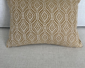 Gold/cream medallion pillow cover
