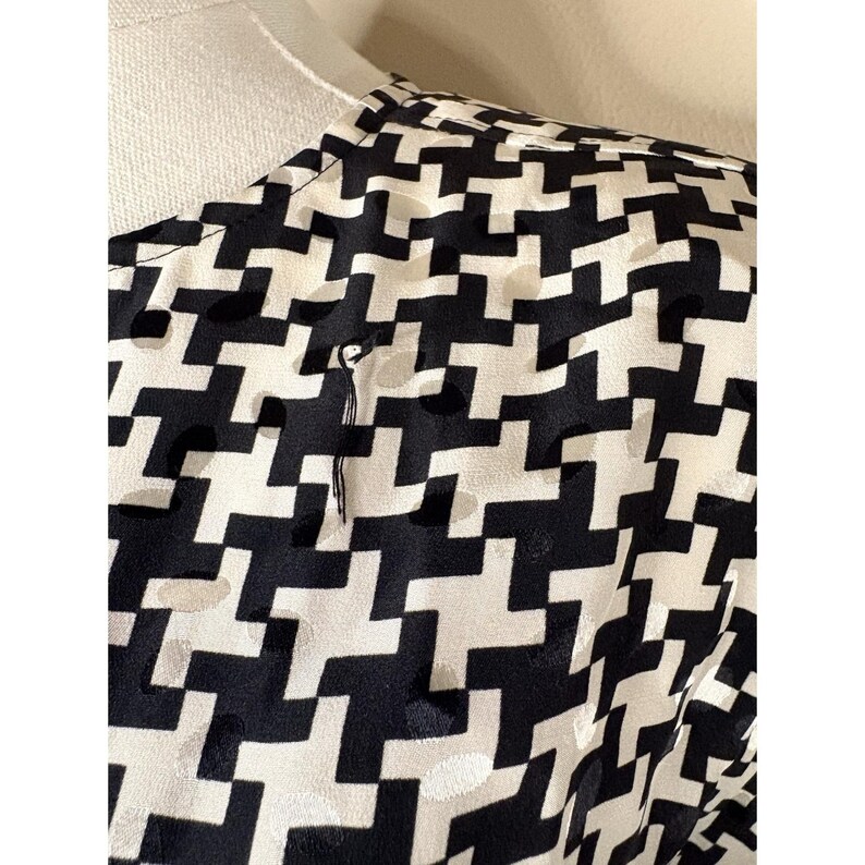 VTG Adrianna Papell 100% Silk Black Geometric Print Dress Sz 12 Shoulder Pads image 4