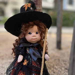 Muñeca de bruja hecha a mano: 30 cm, pieza única de arte textil, decoración gótica para Halloween