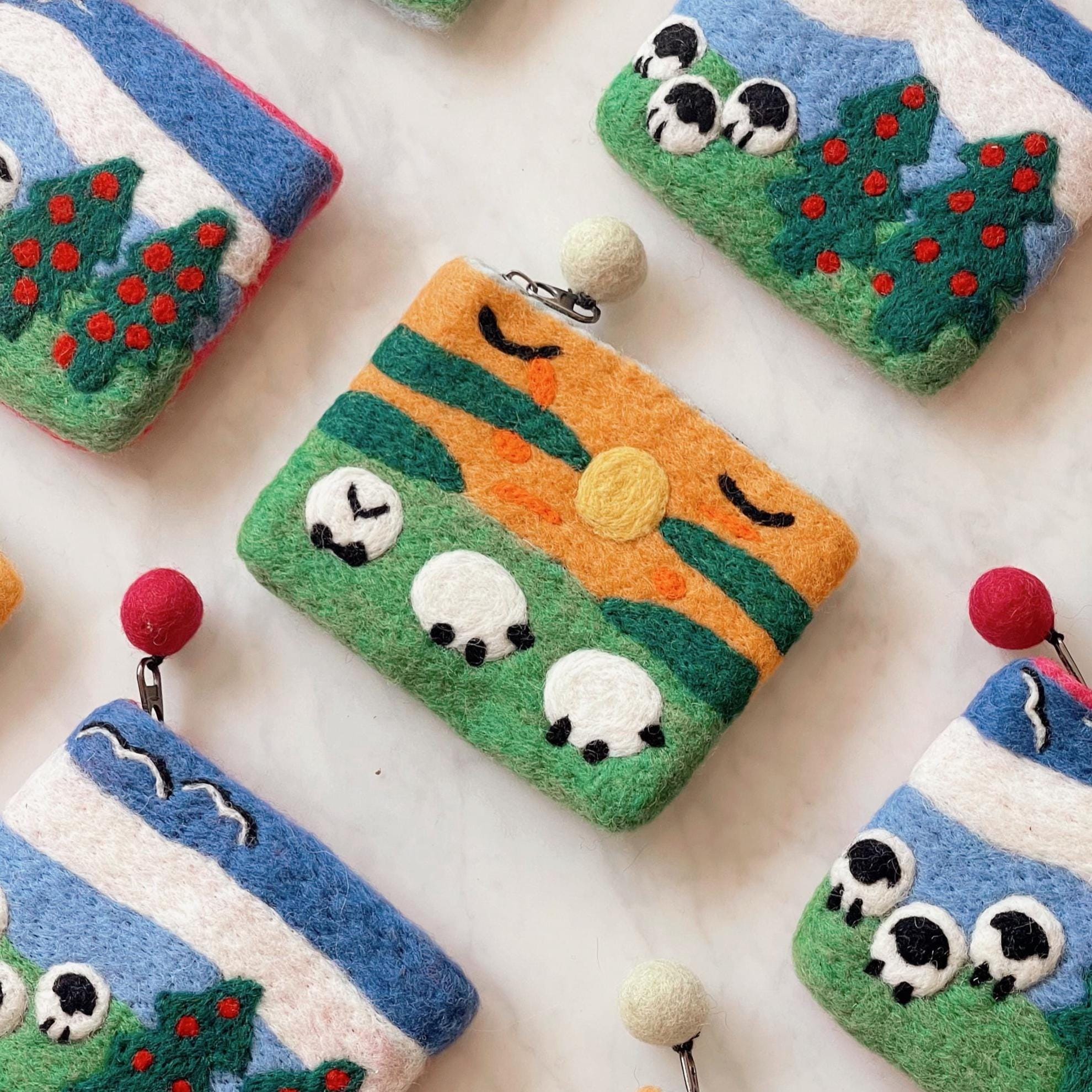 WOOLFOO Cute Handmade Wool Felt Wallet Aesthetic Card Coin Holder Sheep Meadow Design Secure Zipper Closure Compact Storage
