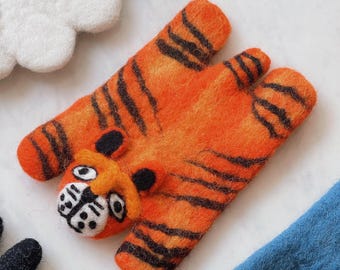 WOOLFOO Handmade Animal Coasters - Tigers&Otter Set BPA Free Soft Kawaii Animal Shaped Placemats Tableware in Various Adorable Designs