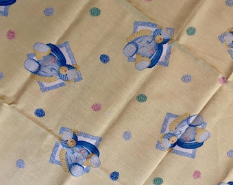 Tecido DAISY KINGDOM CHENILLE Bear Toss All Over #1879 Tecido de algodão para quilting 30" x 35" feito nos Estados Unidos