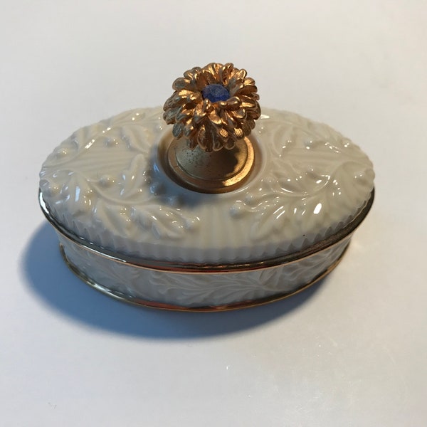 Lenox China Treasures Birthstone Collection, September, Trinket or Jewerly box with Original Label, Cream-colored Porcelain with Bright Gold