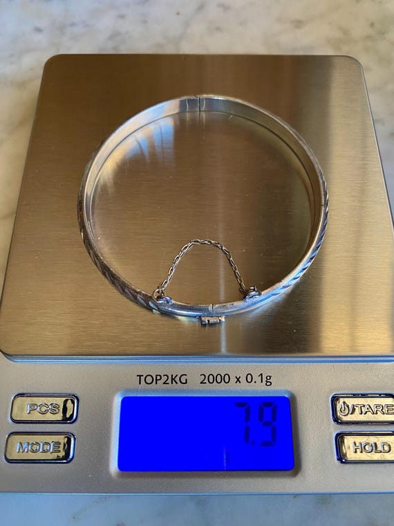 A .925 Sterling Silver hinged bangle bracelet wit… - image 7