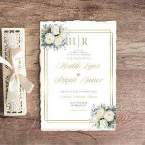 Invitations de mariage en espagnol, fleurs blanches et dorées. Faire-part de mariage espagnol. Invitation de mariage Flores blancas + Tarjeta RSVP 4x6