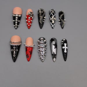 Alt/y2k press-on nail set