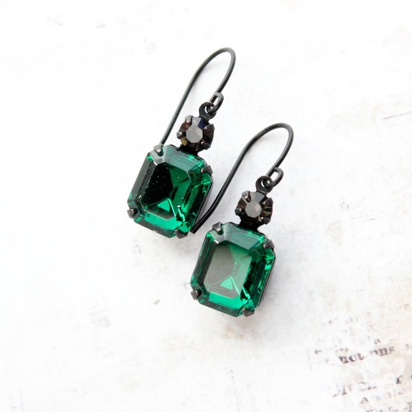 583 Glass Earrings - Green main image 1