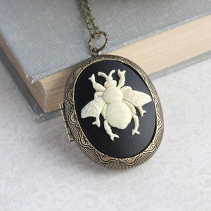 Bee Cameo Necklace, Big Locket Necklace Black and Ivory Cream Honey Bee Pendant Animal Photo Locket Long Chain Gift For Mom Keepsake Jewelry
