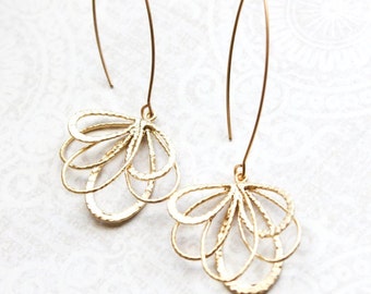 Long Gold Earrings Gold Dangle Modern Abstract Floral Filigree Earrings Bridesmaids Gift Everyday Jewelry Gift for Girlfriend, mom, sister