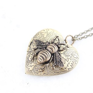 Big Bee Heart Locket, Honey Bee Necklace, Photo Locket Antiqued Gold ...