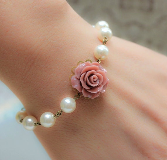 Rose Bracelet Dusty Pink Rose Pearl Bracelet Floral Bridal Accessories  Country Chic Wedding Vintage Style Jewelry Bridesmaids Jewellery 