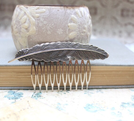 Pettine per capelli a forma di fiore con piuma colore: grigio argento Inca 