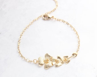 Orchid Bracelet, Dainty Flower Bracelet, Bridemaids Gift, Delicate Gold Bracelet, Adjustable Chain Bracelet, Bridal Wedding Jewelry