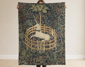 Medieval Unicorn Tapestry - Enchanted Fantasy Castle Wall Decor