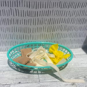 Felt Pasta Play Set with Tray – Handmade Montessori Toy | Ravioli, Bow Tie, Spaghetti | Pretend Food for Kids