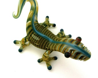 Glass Gecko in Summer Colors, Jungle Lizard for Wall Display