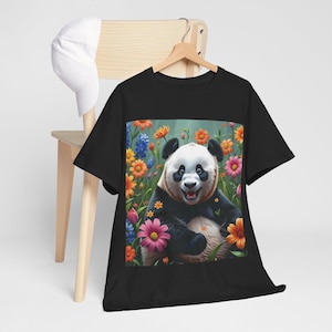 Maglietta con panda floreale: maglietta unisex in cotone, regalo per gli amanti degli animali