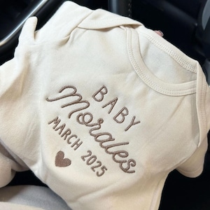 Body de bebé bordado personalizado® / Regalos personalizados para recién nacidos / Anuncio de embarazo / Body natural bordado® / Body personalizado®