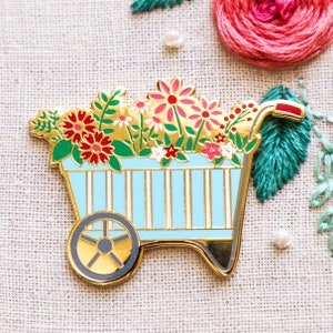 Spring Floral Wheelbarrow Magnetic Needle Minder image 1