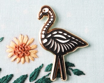 Shadow the Skeleton Flamingo Magnetic Needle Minder