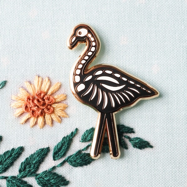 Shadow the Skeleton Flamingo Needle Minder