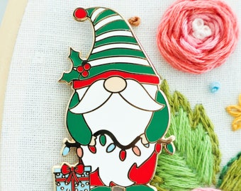 Christmas Gnome Magnetic Needle Minder