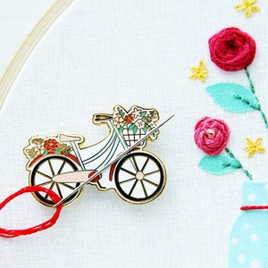 Floral Vintage Bicycle - Magnetic Embroidery Needle Minder