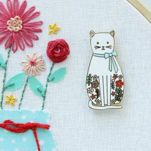 Floral Cat Magnetic Embroidery Needle Minder image 3