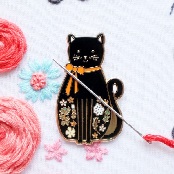 Halloween Cat - Magnetic Embroidery Needle Minder