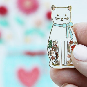 Floral Cat Magnetic Embroidery Needle Minder image 2