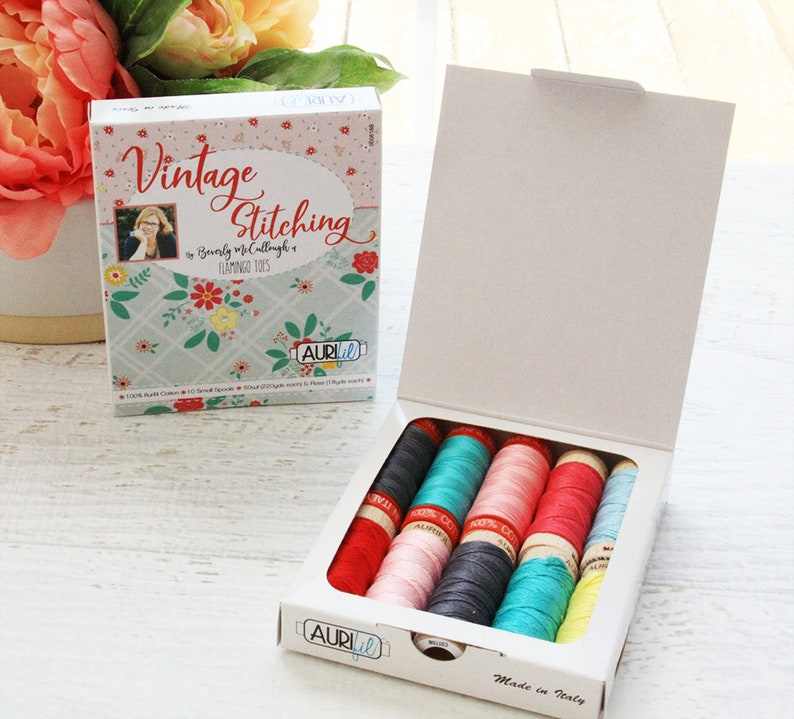 Vintage Stitching Aurifil Thread and Floss Collection zdjęcie 2