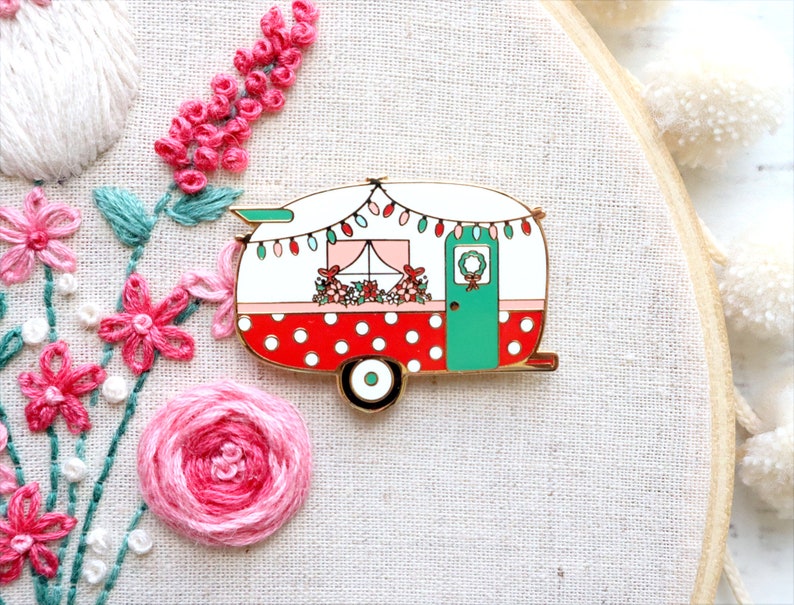 Christmas Camper Magnetic Needle Minder image 4