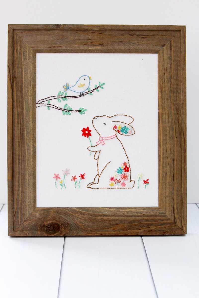 Rosie the floral rabbit embroidery sybju Rosie the floral rabbit embroidery sybju
