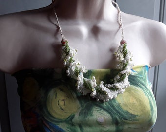 Green and Pearl Seed Bead Fusion Necklace Button Loop Clasp Mixed Media Statement Necklace