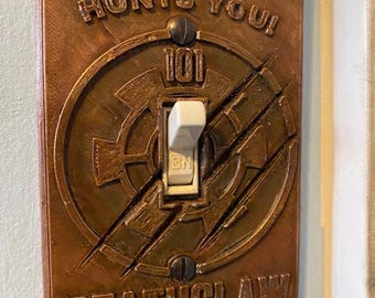 Deathclaw Light Switch Cover – Post Apocalyptic Copper Wall Plate – Gamer Room Decor Gift