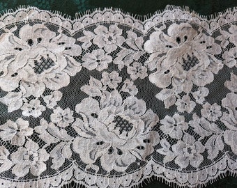 Vintage LACE from France 5 M of Trim Edging White Chantilly-Style Border Stern&Stern Textiles 80 Cotton 20 Nylon Wedding Costume Sewing 1070