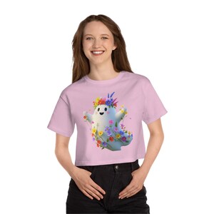 Floral Ghost Cropped T-Shirt, Cute Summer Tee, Festival Wear, Gift for Ghost Lovers, Casual Spring Style