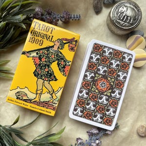 Rider-Waite-Smith Tarot Deck: Classic 1909 Edition (Digital Guidebook