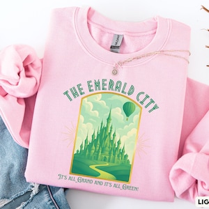 Emerald City Wicked Sweatshirt: För en bra Wicked-filmoutfit, present till Wicked-fan, present till Broadway-älskare