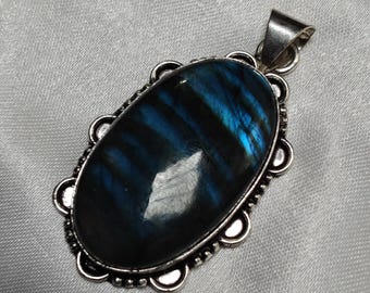Oval Labradorite Pendant | 925 Sterling Silver Blue Gemstone Necklace | Boho Jewelry | Gift For Her | Mother's Day Gift | Anniversary Gift