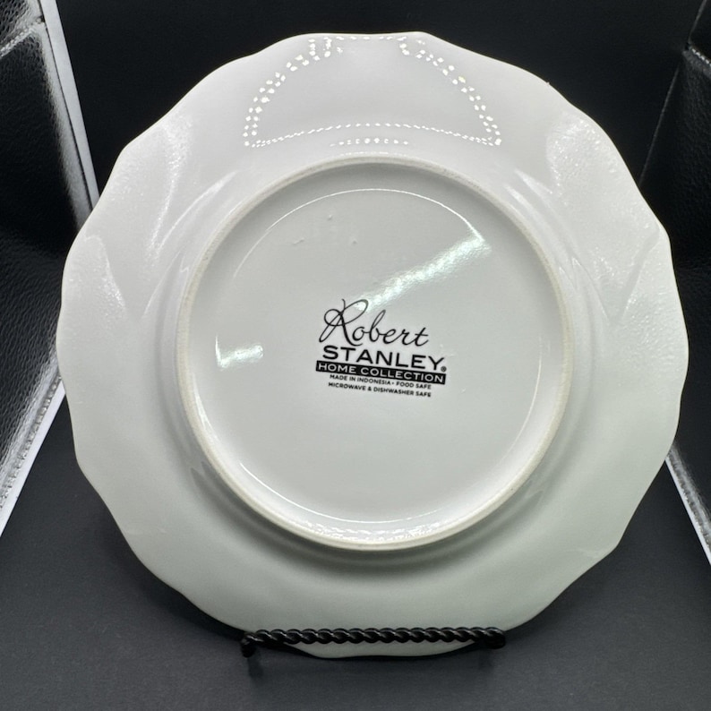 Robert Stanley Home 2022 8.5" Dessert Plates Gingerbread House EUC - Etsy