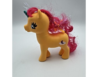 Gi Go Toy 5" Unicorn Pony Gi-Go  Yellow Vintage MLP Figure